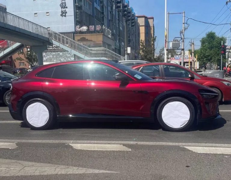Xiaomi YU7 GT aparece em testes com 990 cv e desempenho acima da Ferrari Purosangue