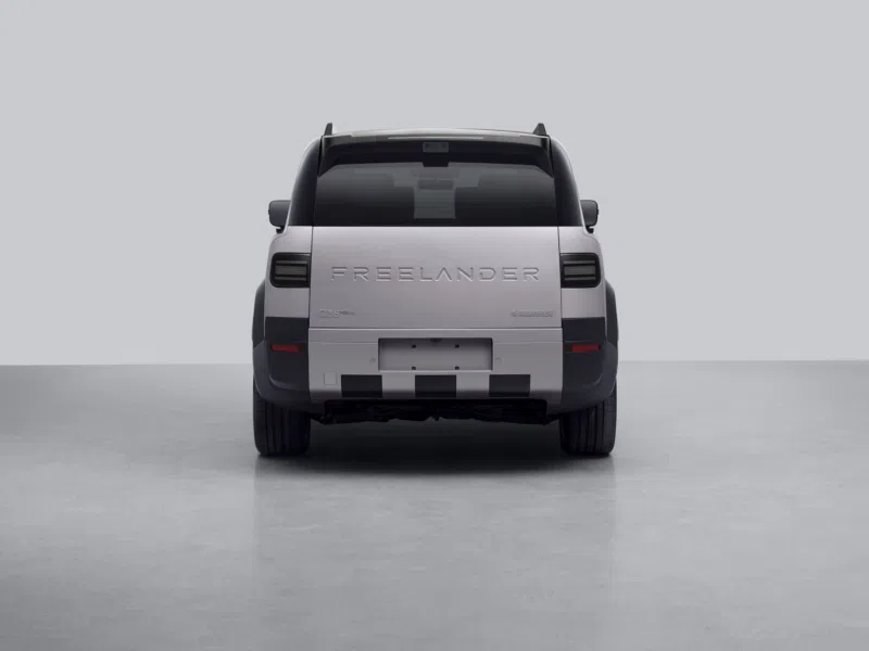 Novo Freelander 8 chega híbrido, mede mais de 5 metros e pesa quase 3,5 toneladas