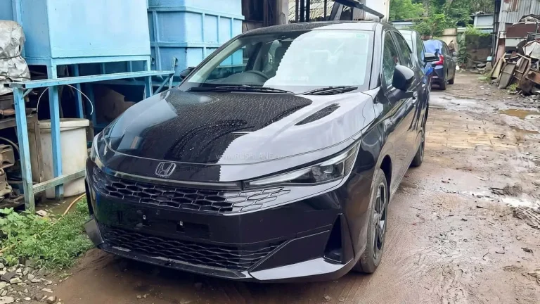 Novo Honda City 2028 surge com “cara de Prelude” e detalhe na grade chama atenção