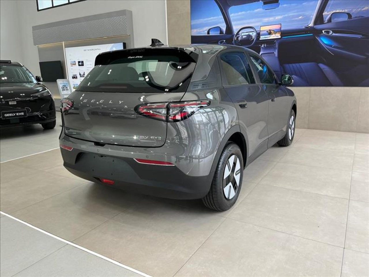 Geely EX2 entra no Move Brasil e pode custar menos de R$ 100 mil para motoristas de app