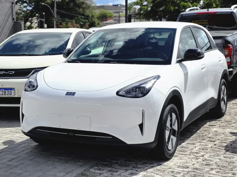 Geely EX2 é melhor que Dolphin Mini e Spark? Descubra no teste completo