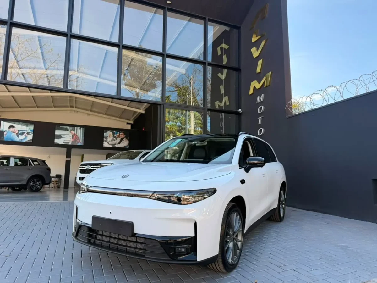 Leapmotor C10 vale o preço? avaliamos acabamento e tecnologia