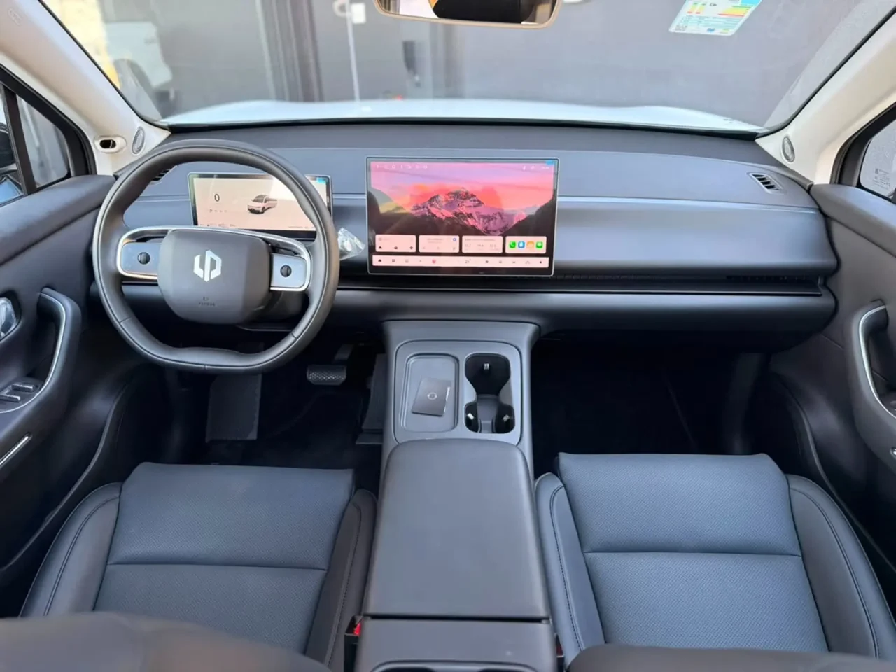 Leapmotor C10 encara Caoa Chery Tiggo 8 Pro: qual SUV vale mais pelo que entrega?