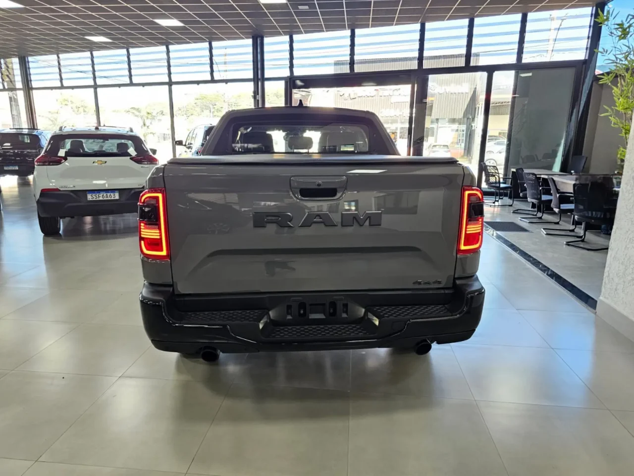 Ram Rampage RT vale o preço? Descobrimos todos os segredos