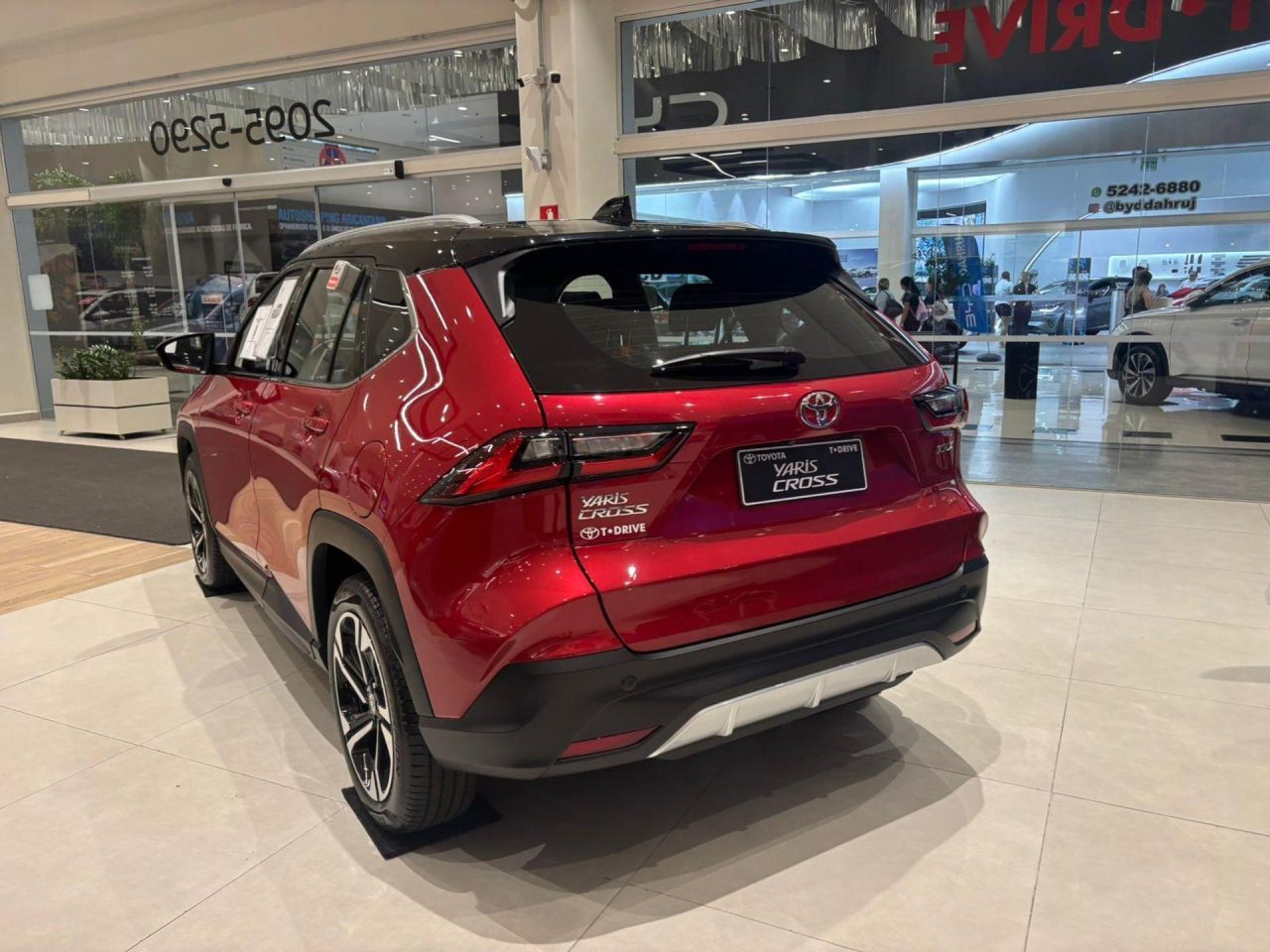 Comparativo: Honda WR-V encara Toyota Yaris Cross. Qual SUV vale mais a pena?