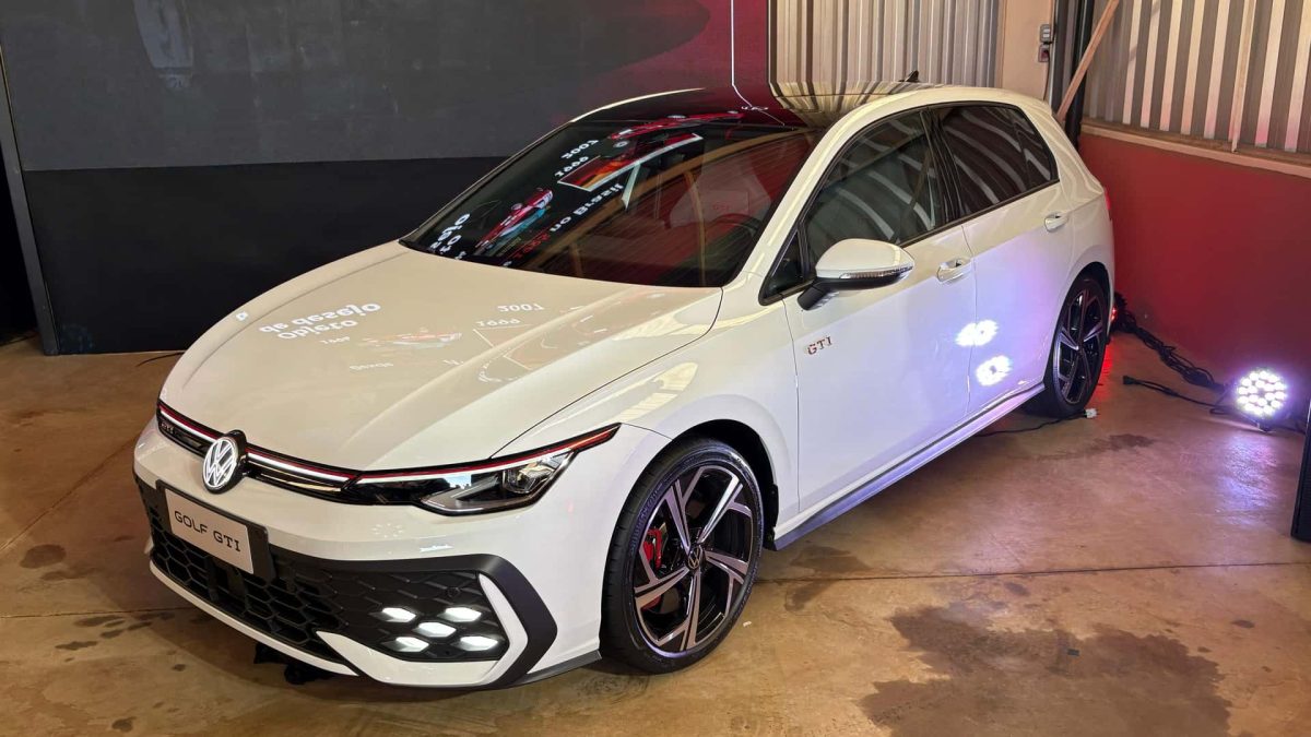 Volkswagen abre vendas de novo lote do Golf GTI e aposta em 4 novas cores