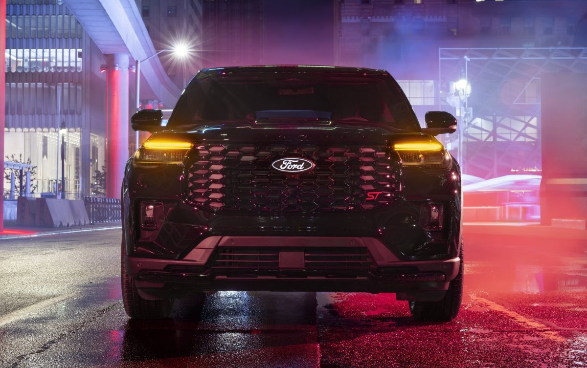 Ford Explorer ST 2027 estreia pacote 'Sinistro' e adota visual mais agressivo