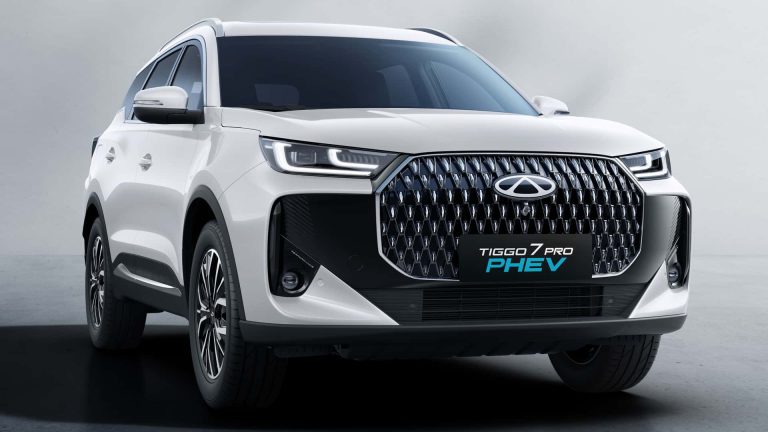 CAOA Chery anuncia reajuste e eleva preços dos Tiggo 7 e 8 híbridos plug-in
