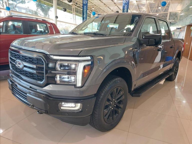 Avaliação: Nova Ford F-150 Lariat Black revela seus pontos fortes e diferenciais