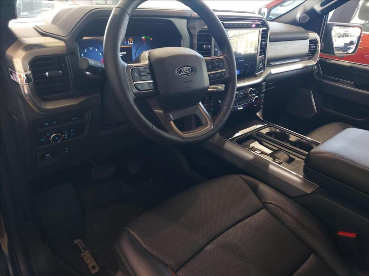 Avaliação: Nova Ford F-150 Lariat Black revela seus pontos fortes e diferenciais