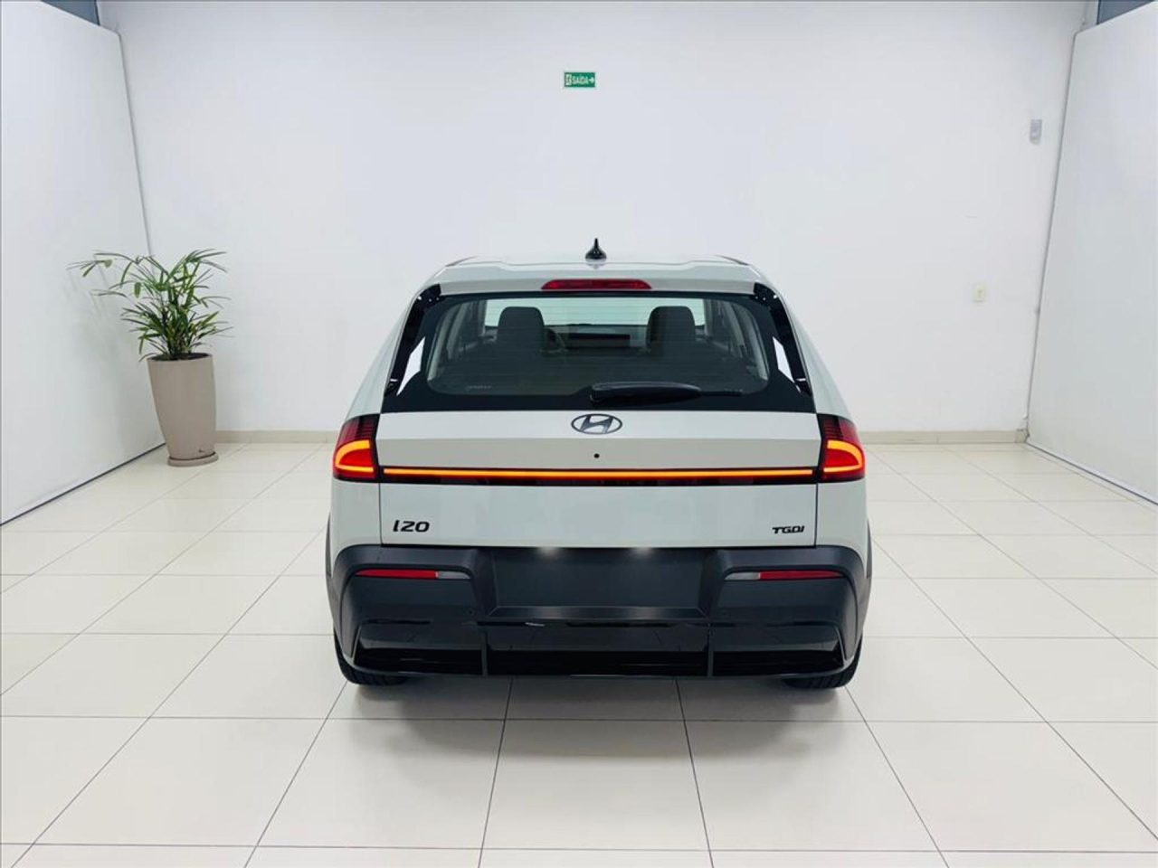 Hyundai i20 XLine 2027: primeiras impressões revelam hatch maior, mais moderno e com proposta acima do HB20