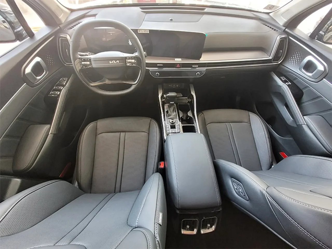 Novo Kia Sorento 2026 é bom mesmo? Confira nossa avaliação
