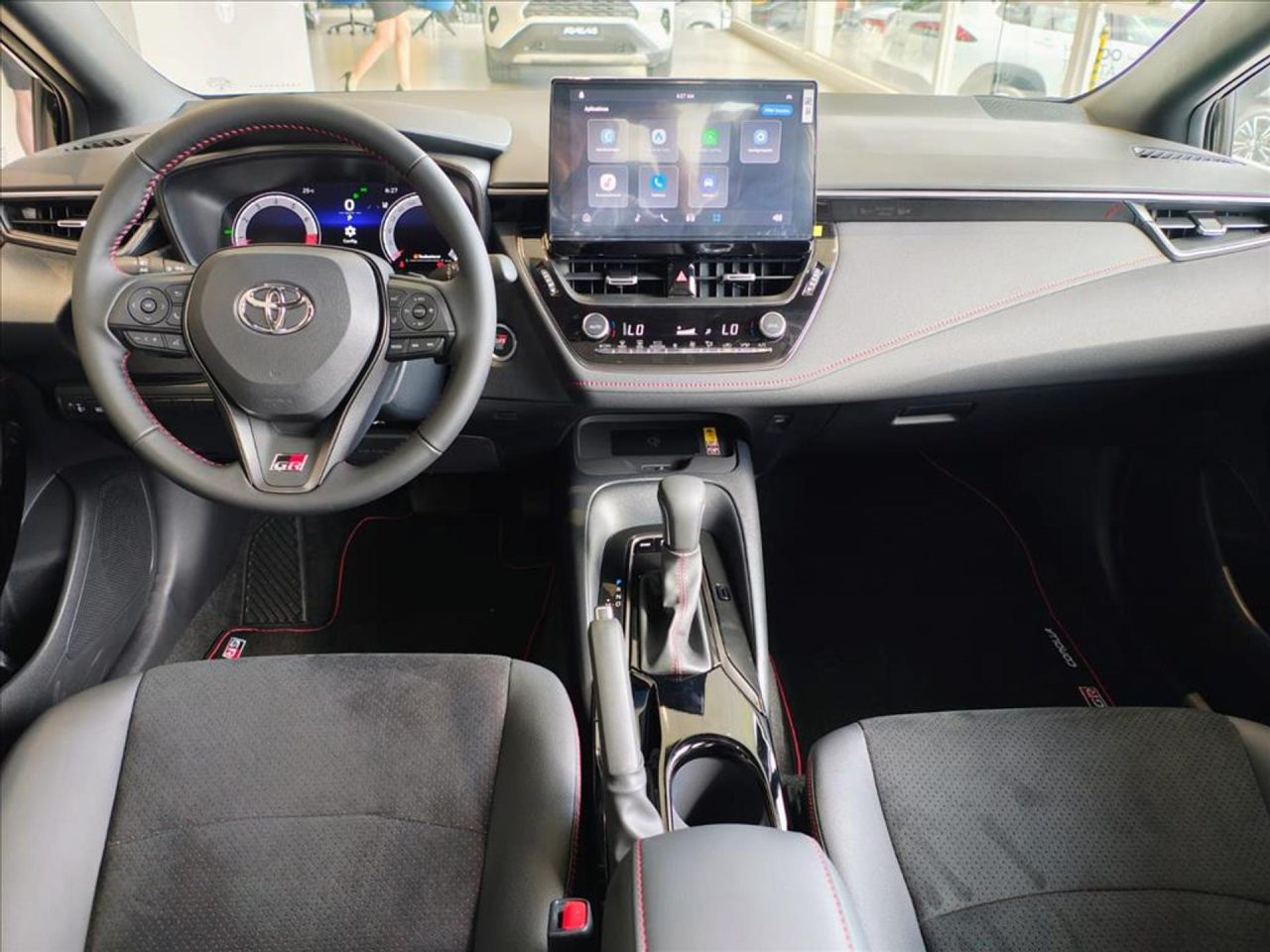 Toyota Corolla GR Sport 2026 ainda vale a pena? Avaliamos a versão 2.0 Flex
