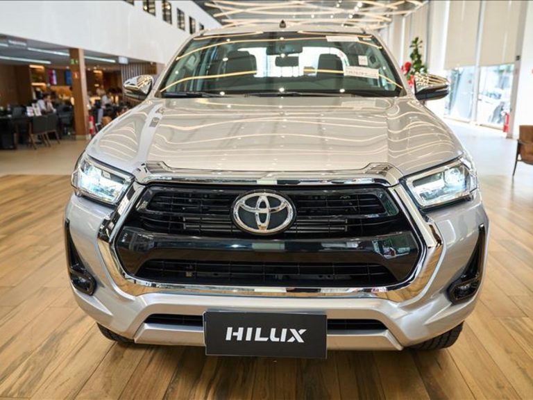 Toyota Hilux SRV Cabine Dupla 4x4: vale o preço? Confira nossa avaliação